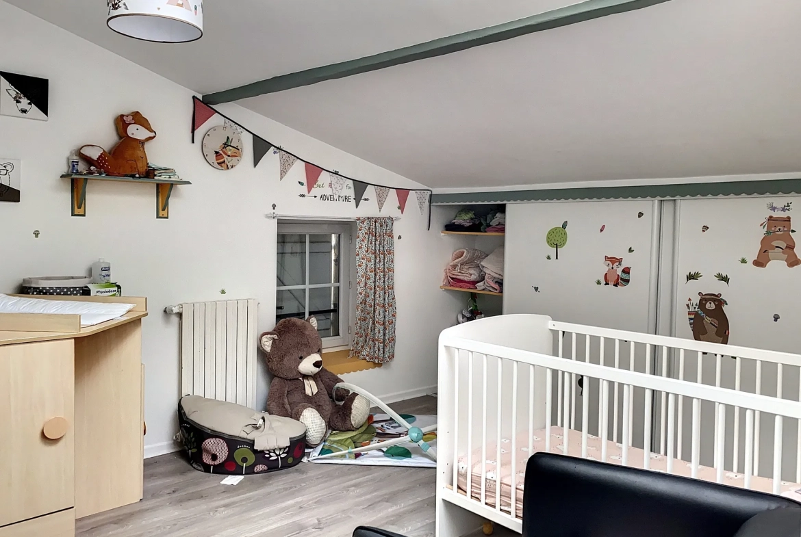 Charmante maison en pierre avec jardin à Saint Rémy — Idéal famille 