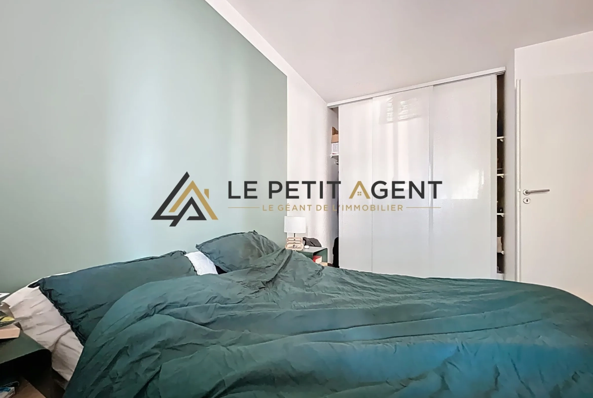 Charmant T2 avec terrasse, parking sécurisé à Le Bouscat – Opportunité d'investissement 