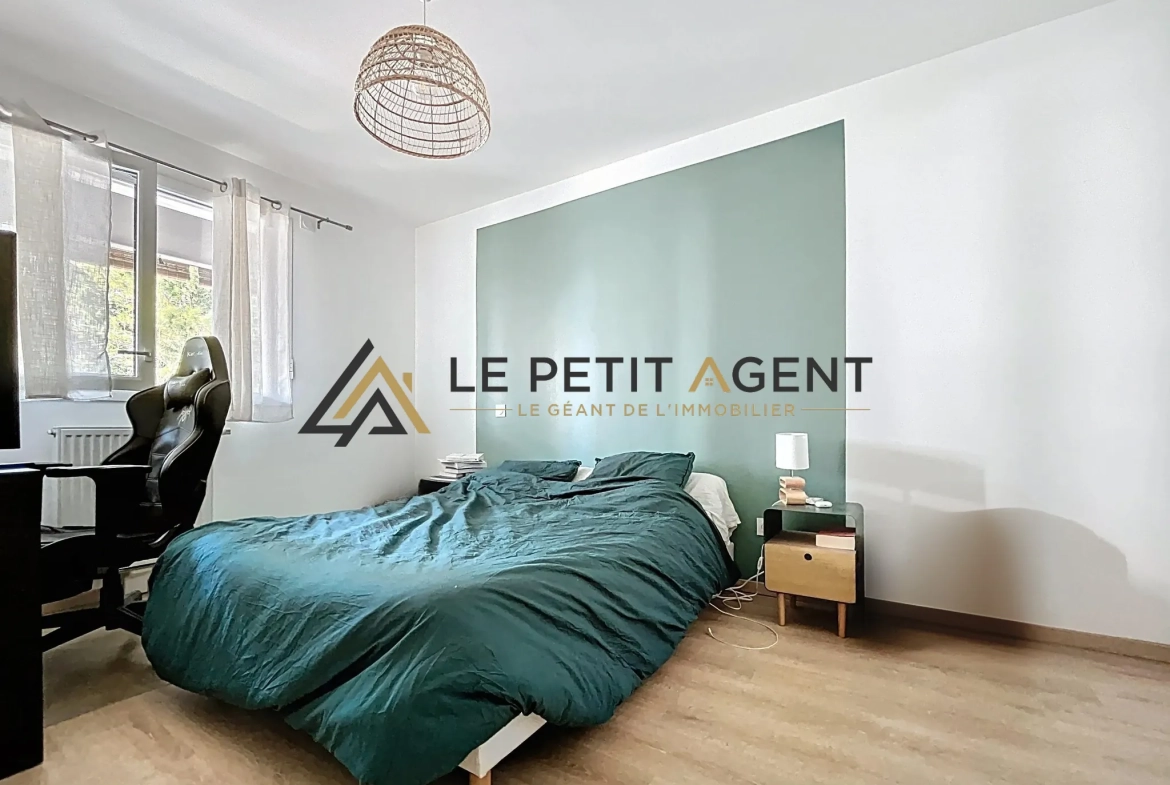 Charmant T2 avec terrasse, parking sécurisé à Le Bouscat – Opportunité d'investissement 