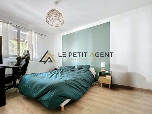 Charmant T2 avec terrasse, parking sécurisé à Le Bouscat – Opportunité d'investissement 