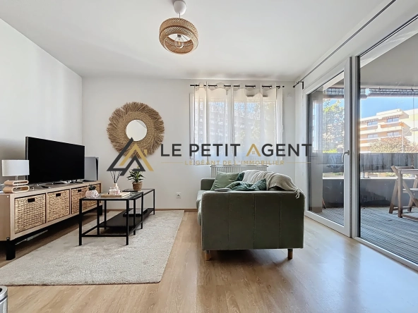 Charmant T2 avec terrasse, parking sécurisé à Le Bouscat – Opportunité d'investissement