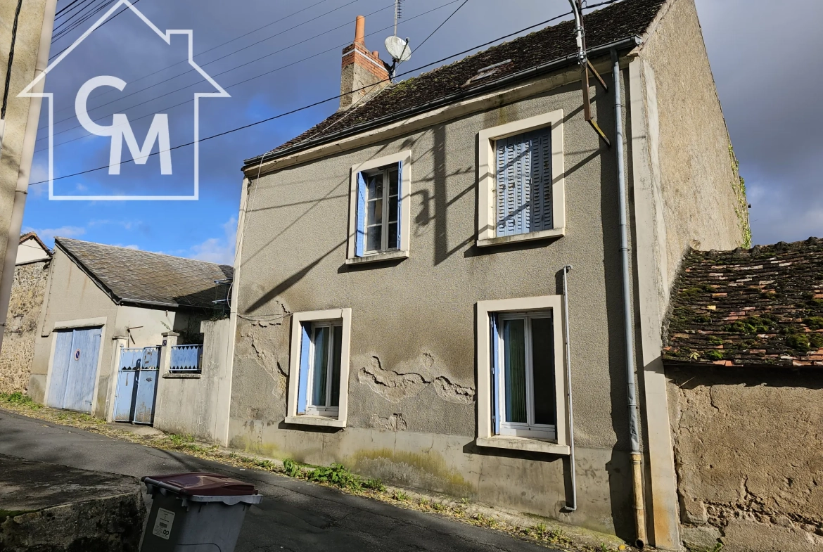 Maison 2 niveaux avec jardin, garage à La Châtre 36400 