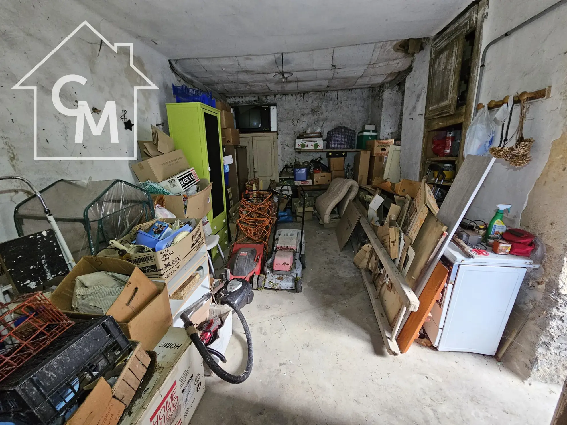 Maison 2 niveaux avec jardin, garage à La Châtre 36400 