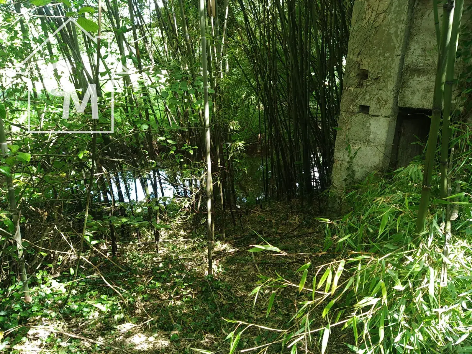 Maison 2 niveaux avec jardin, garage à La Châtre 36400 