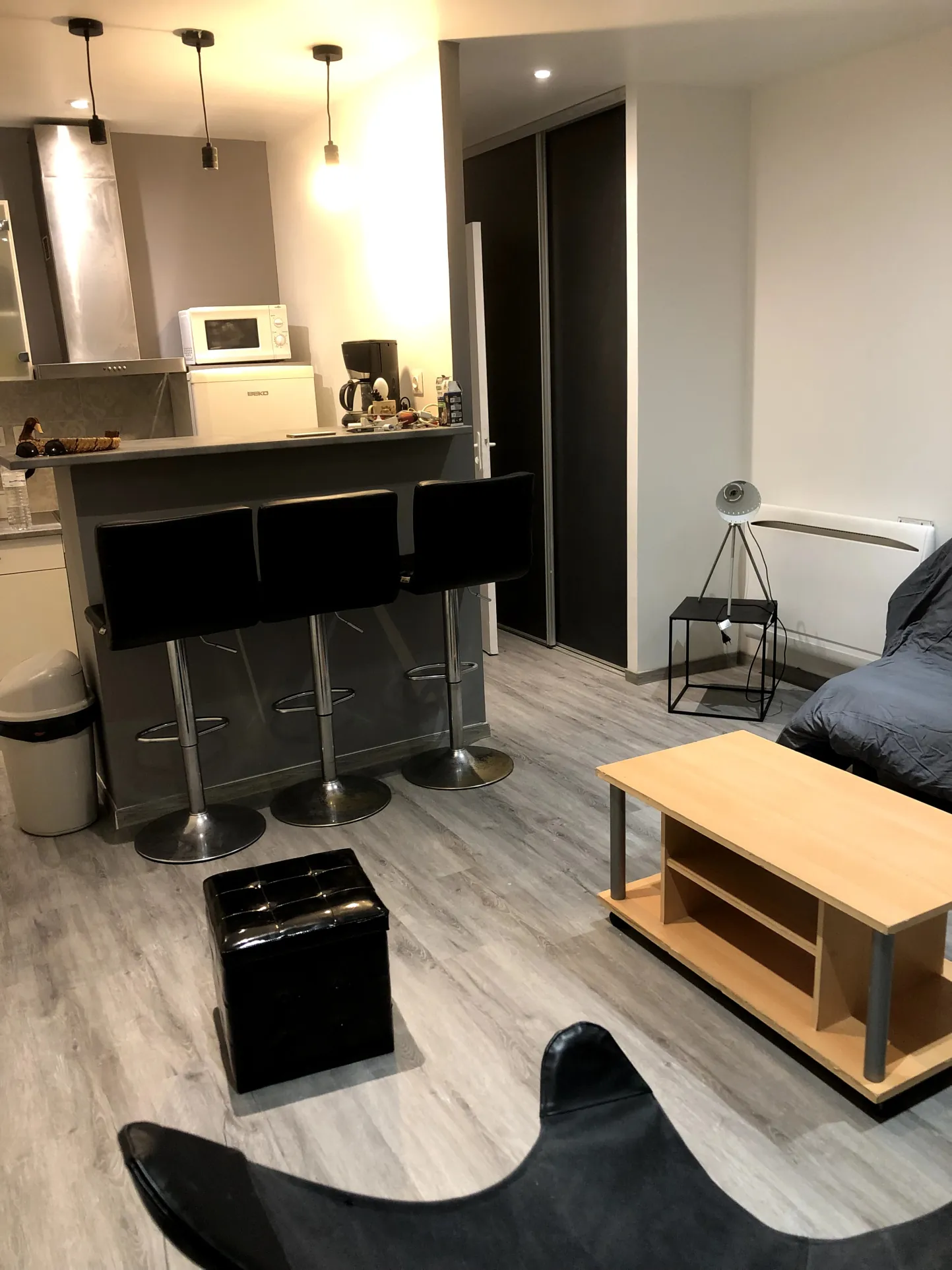 Studio rénové de 26 m² à Vias au cœur de la ville 