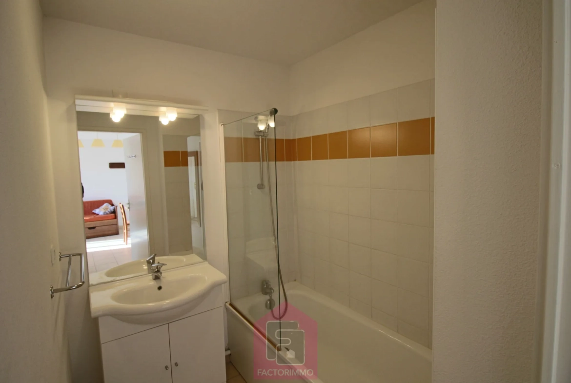 Appartement 42 m² avec terrasse à Prayssac dans résidence de vacances 