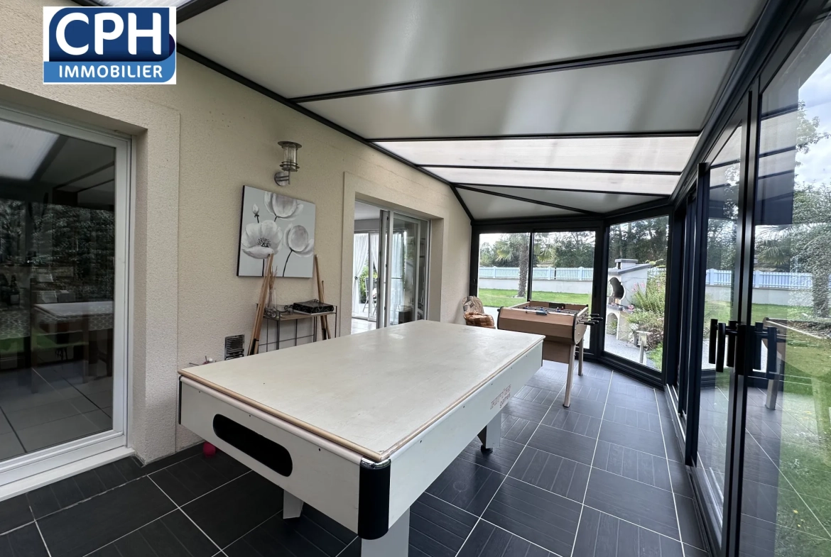 Villers Bocage : Belle maison familiale avec terrasse et grand terrain de 1450 m² 