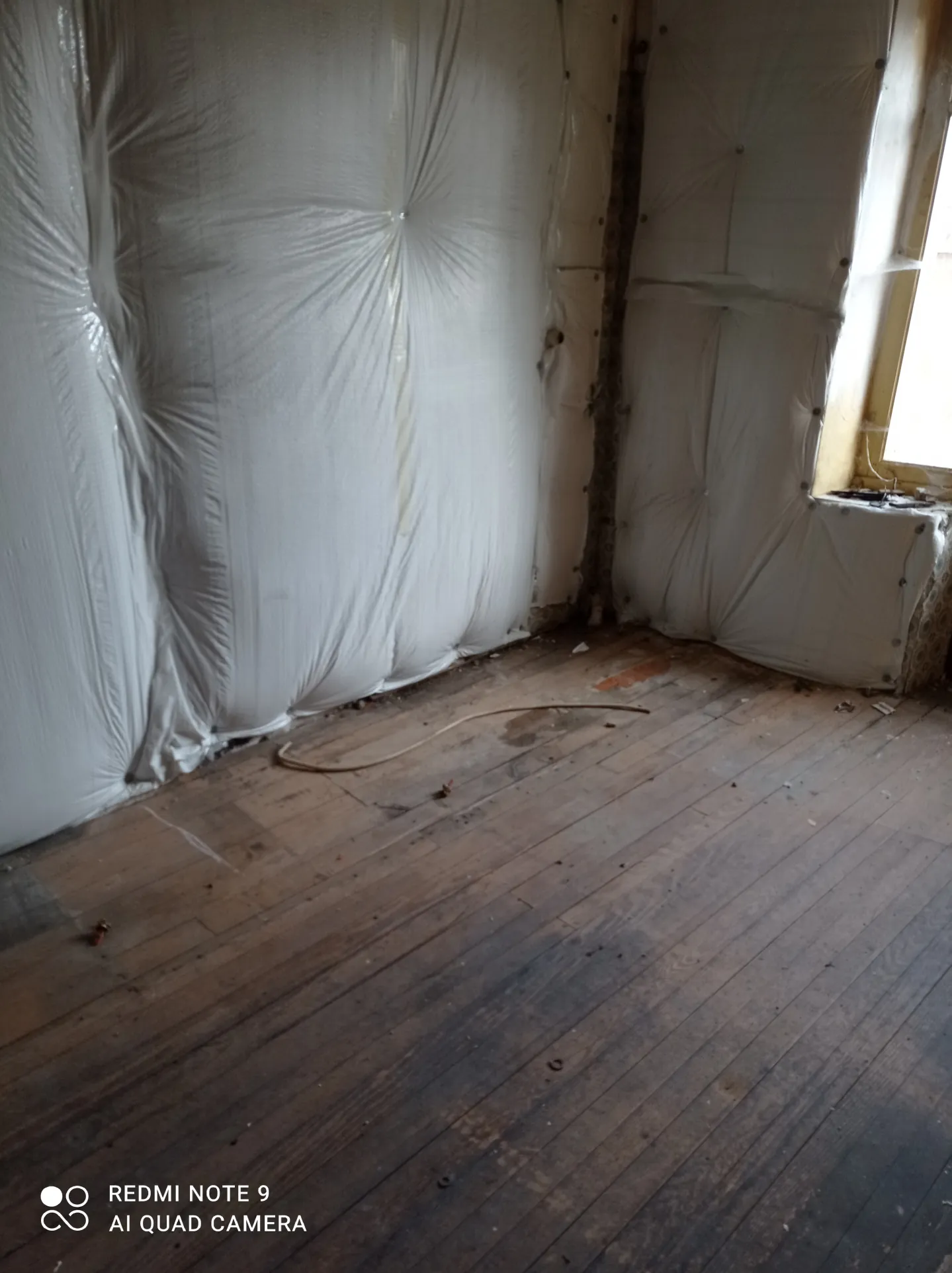 Maison à rénover de 200 m² au cœur de Vittel, potentiel d'investissement 