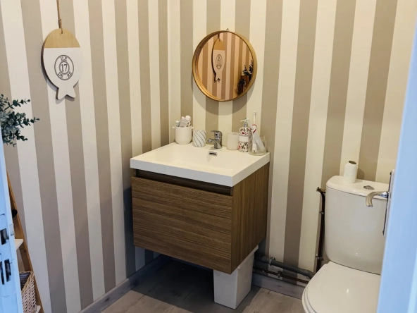 Superbe maison rénovée à Saint-Quentin de 120 m² avec jardin et parking 
