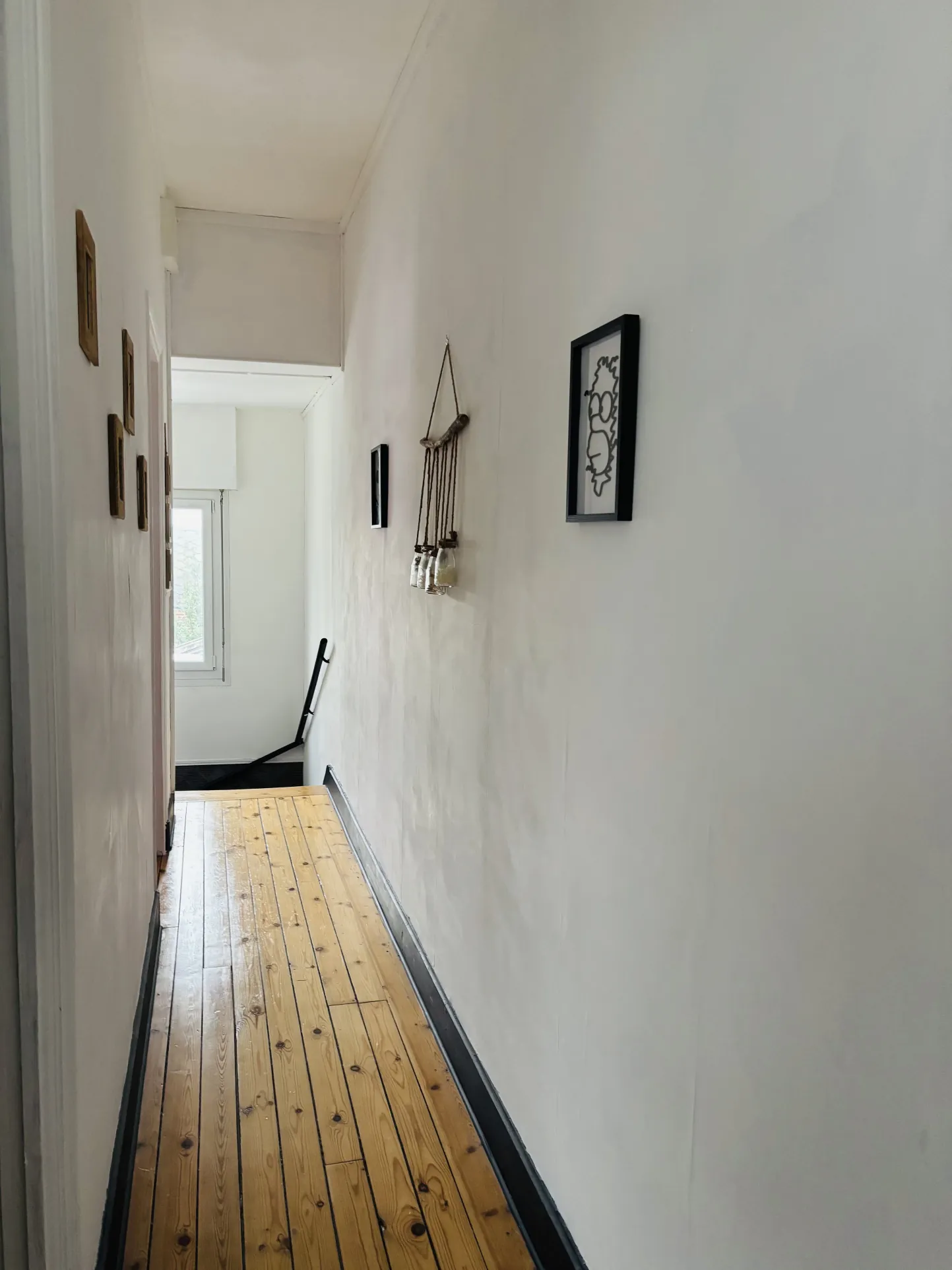 Magnifique maison rénovée à Saint-Quentin près des Champs-Élysées 