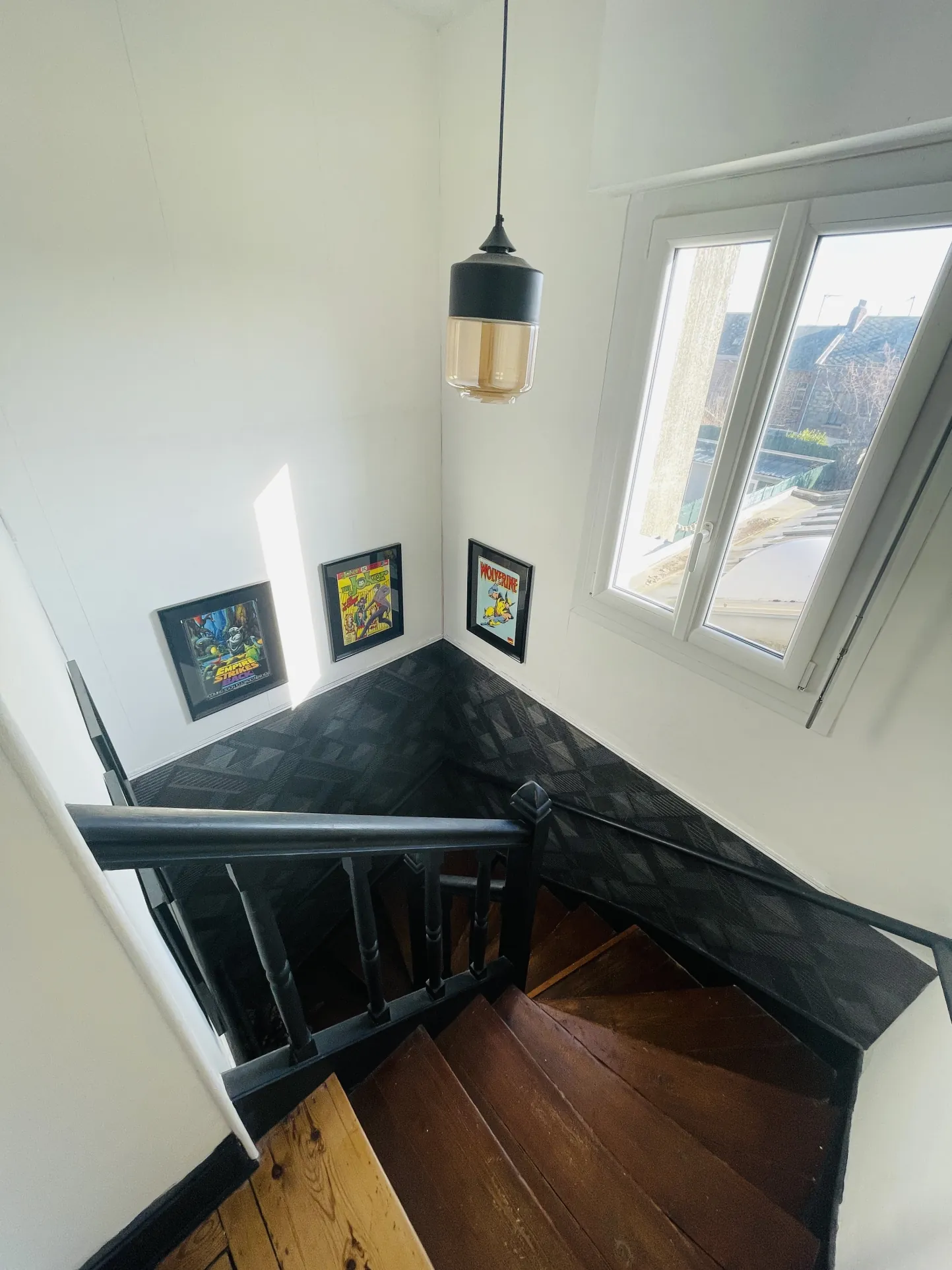 Magnifique maison rénovée à Saint-Quentin près des Champs-Élysées 