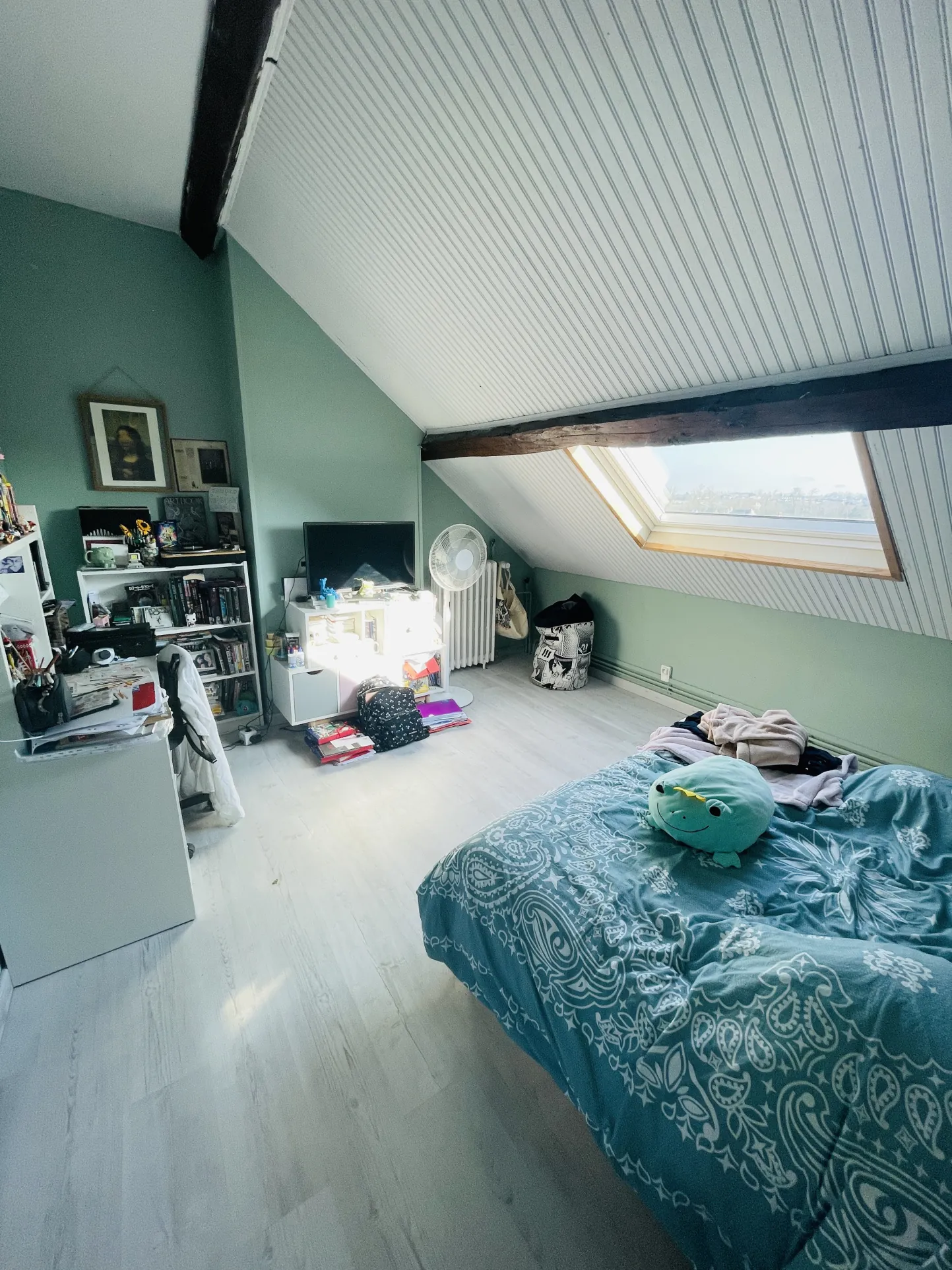 Magnifique maison rénovée à Saint-Quentin près des Champs-Élysées 