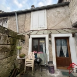Maison de ville de 159 m² à Bourbonne-les-Bains avec potentiel de personnalisation