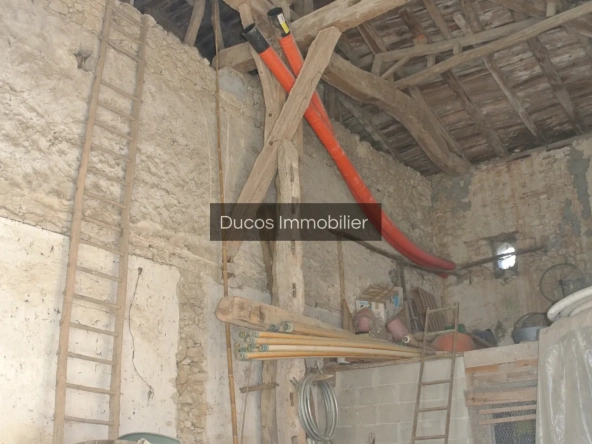 Ancienne grange en pierre à réhabiliter à Lot-et-Garonne 