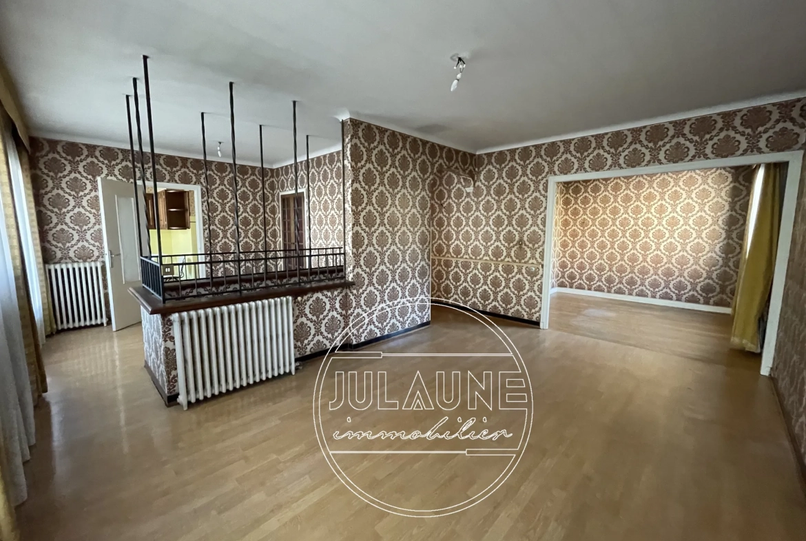 Maison de ville de 96 m² à Brive-la-Gaillarde - Opportunité à saisir en enchères 
