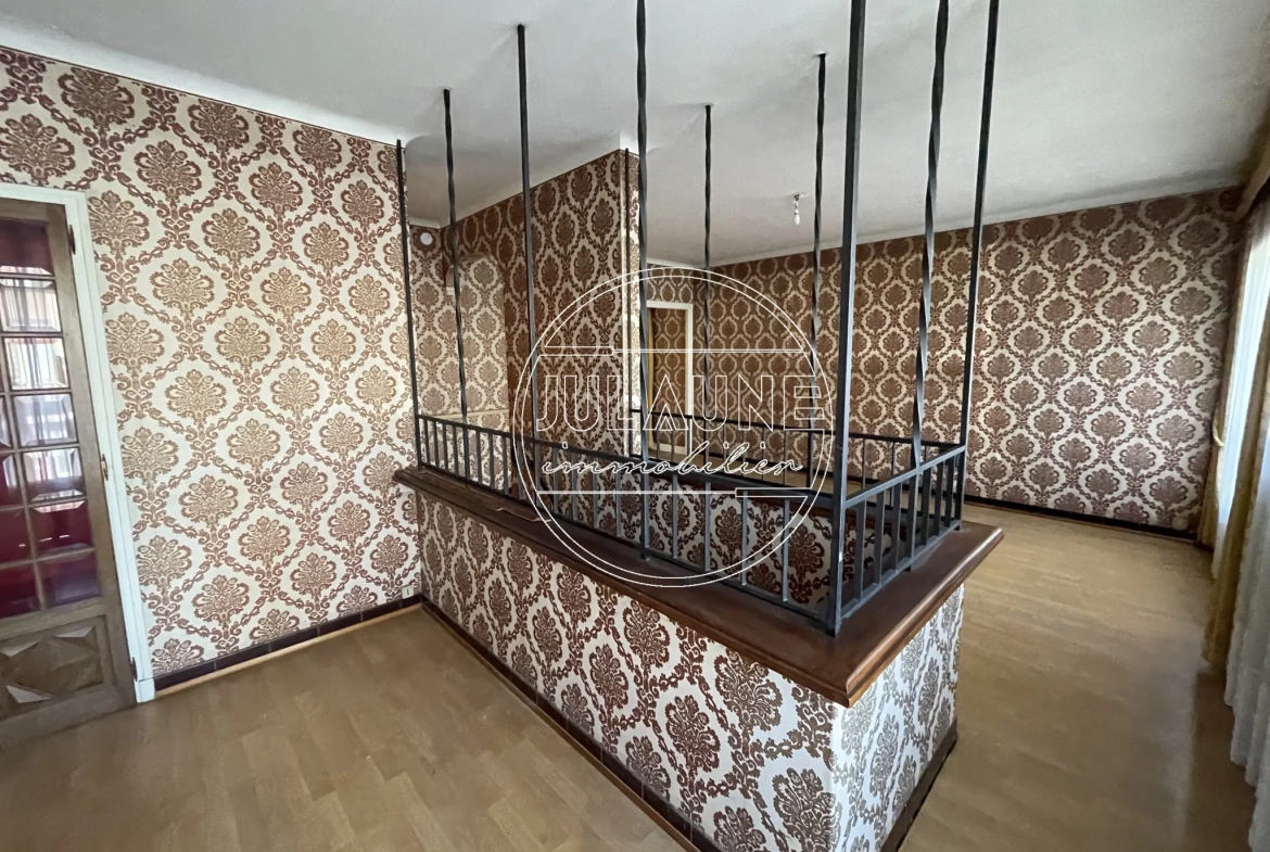 Maison de ville de 96 m² à Brive-la-Gaillarde - Opportunité à saisir en enchères 