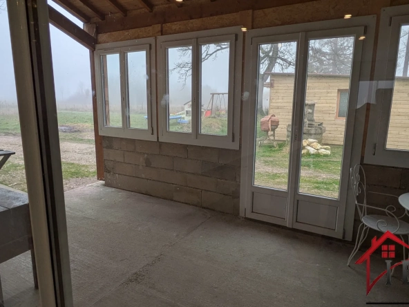 Maison rénovée de 145 m² avec terrain de 6750 m² à Chaumergy 