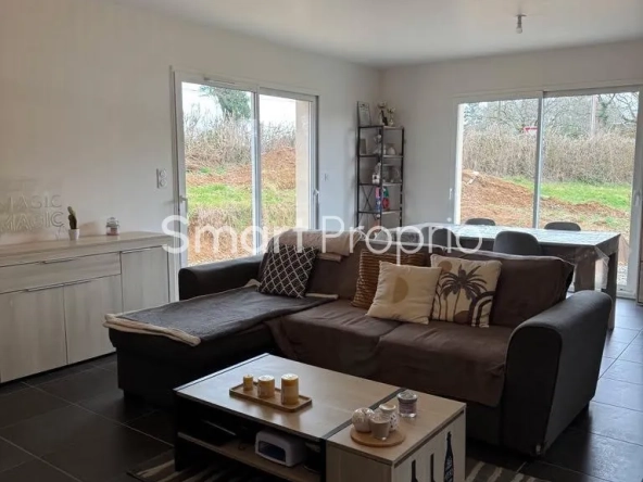 Maison neuve de plain pied avec grand terrain à Seilhac