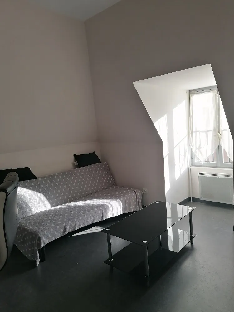 Appartement à vendre dernier étage à Sarlat-La-Canéda - 26,38 m², idéal premier achat 