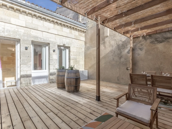 Superbe appartement avec grande terrasse à Bordeaux dans le quartier des Chartrons