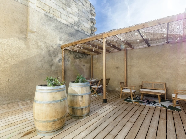 Superbe appartement avec grande terrasse à Bordeaux dans le quartier des Chartrons 