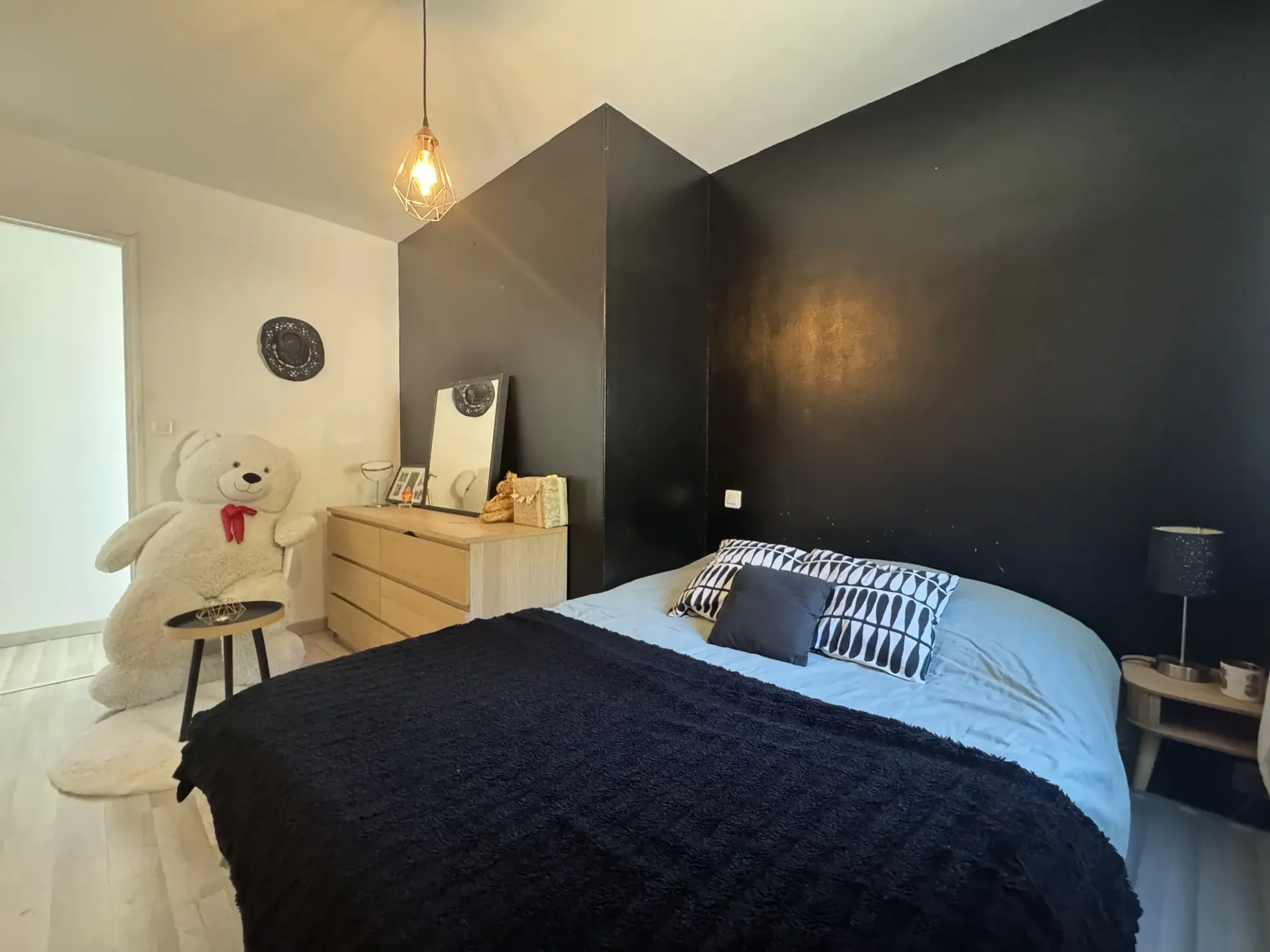 Maison rénovée avec cour à Nîmes Puech du Teil – 80 m², 2 chambres 