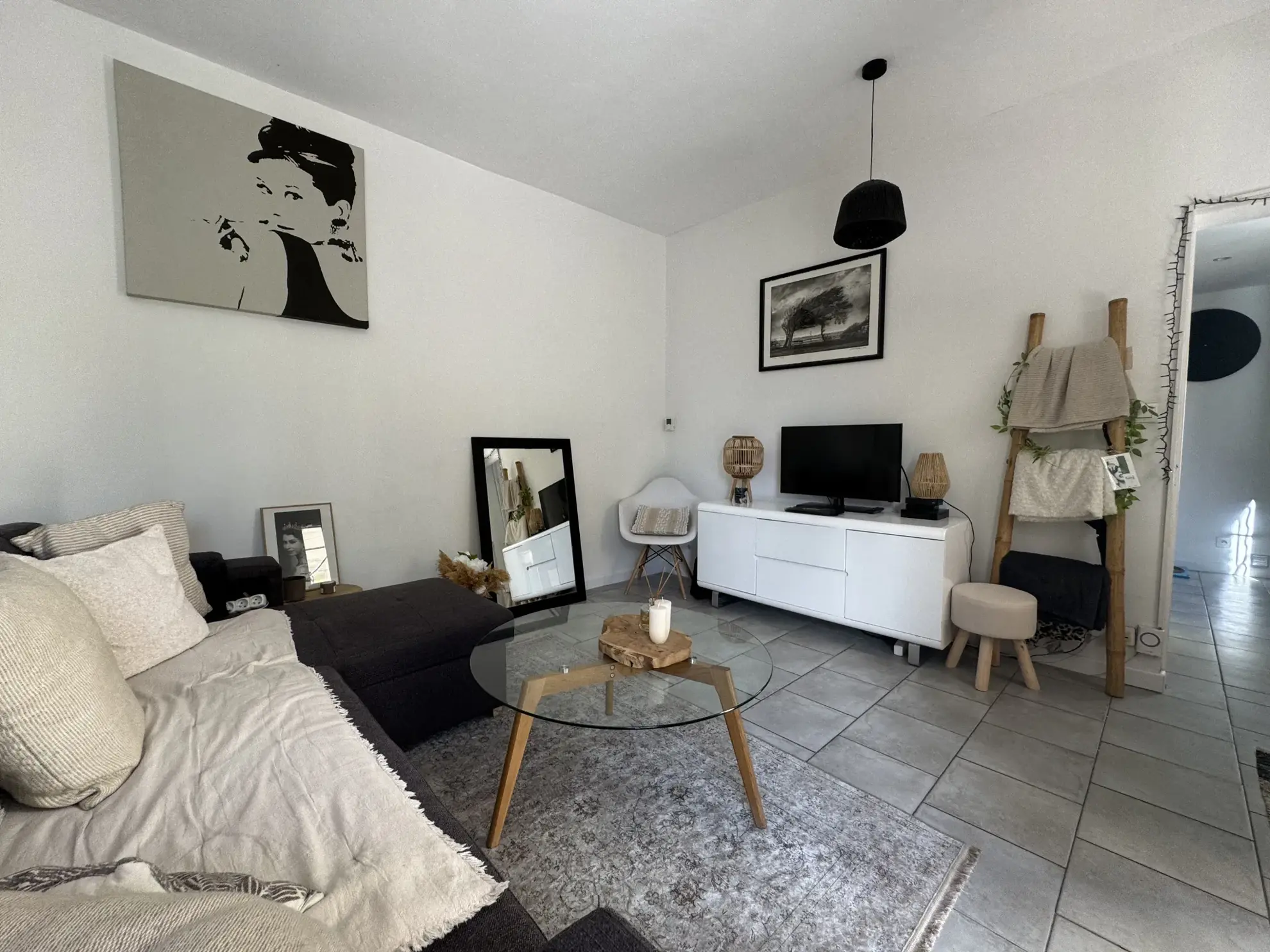 Maison rénovée avec cour à Nîmes Puech du Teil – 80 m², 2 chambres 