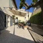 Maison rénovée avec cour à Nîmes Puech du Teil – 80 m², 2 chambres