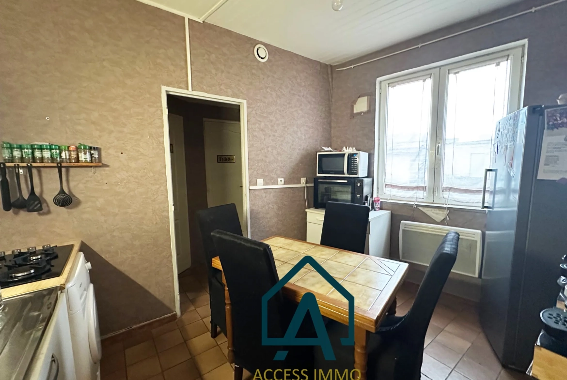 Maison de 100 m² à Hautmont avec 3 chambres près du centre-ville 