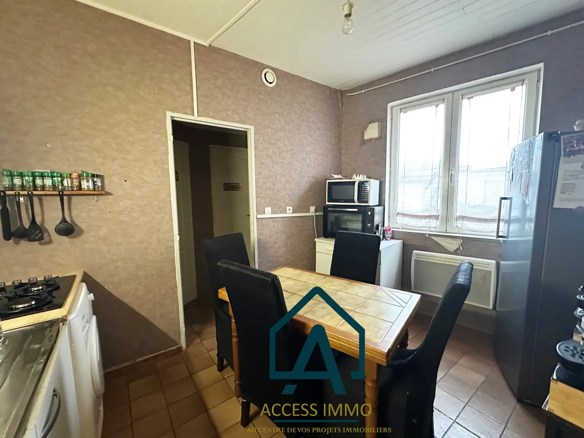 Maison de 100 m² à Hautmont avec 3 chambres près du centre-ville 