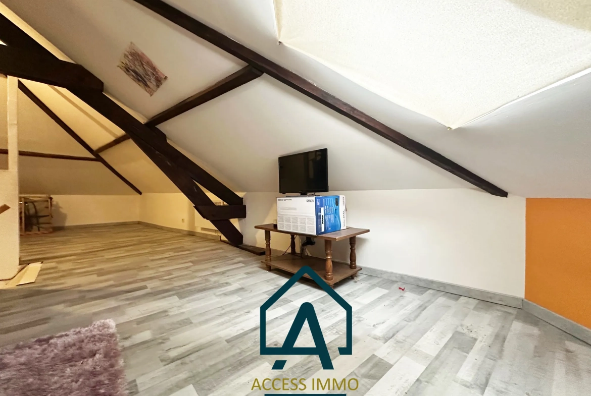 Maison de 100 m² à Hautmont avec 3 chambres près du centre-ville 