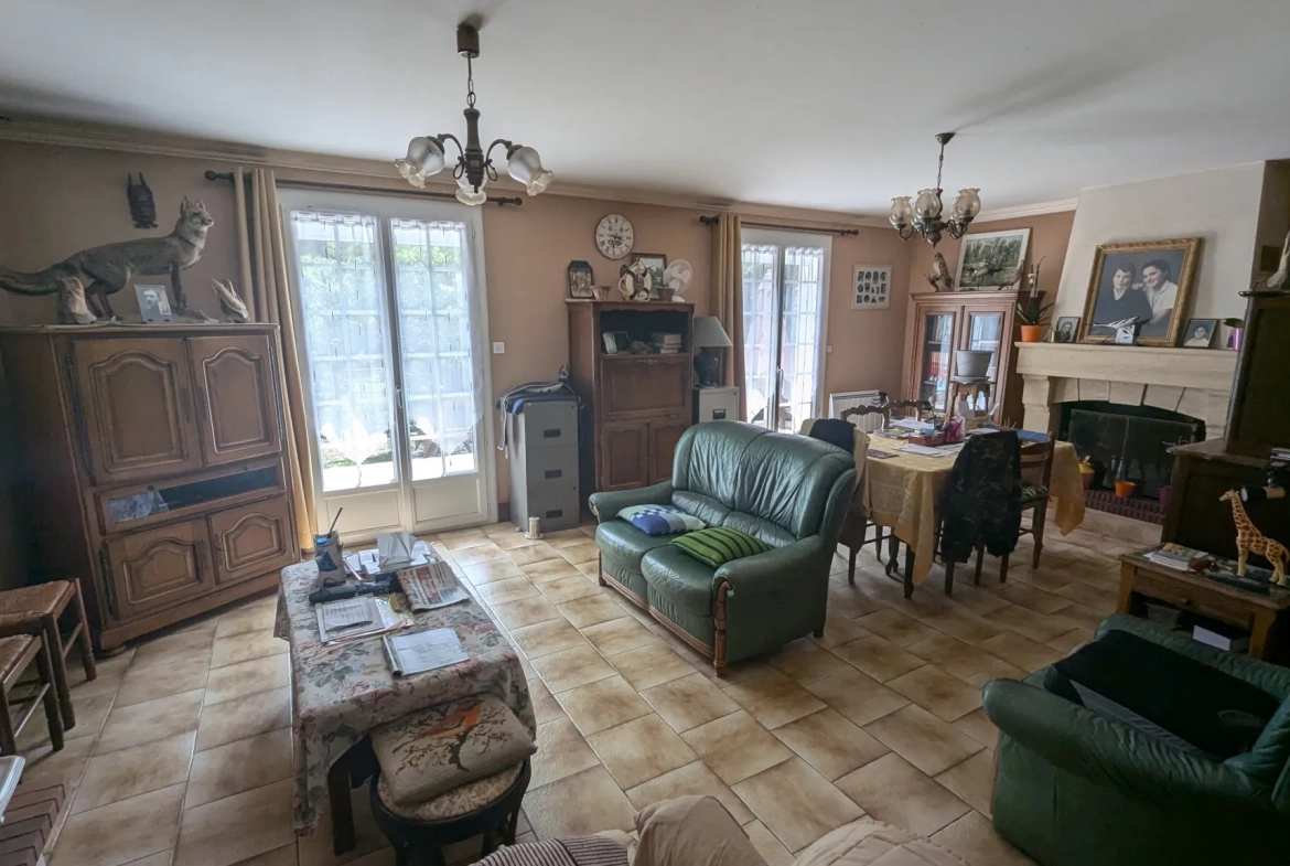 Maison de plain-pied à Magne avec jardin arboré et garage - 3 chambres 