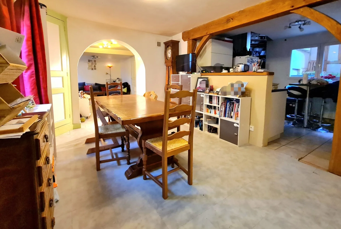 Charmante maison en briques avec potentiel d’agrandissement à Vimoutiers 