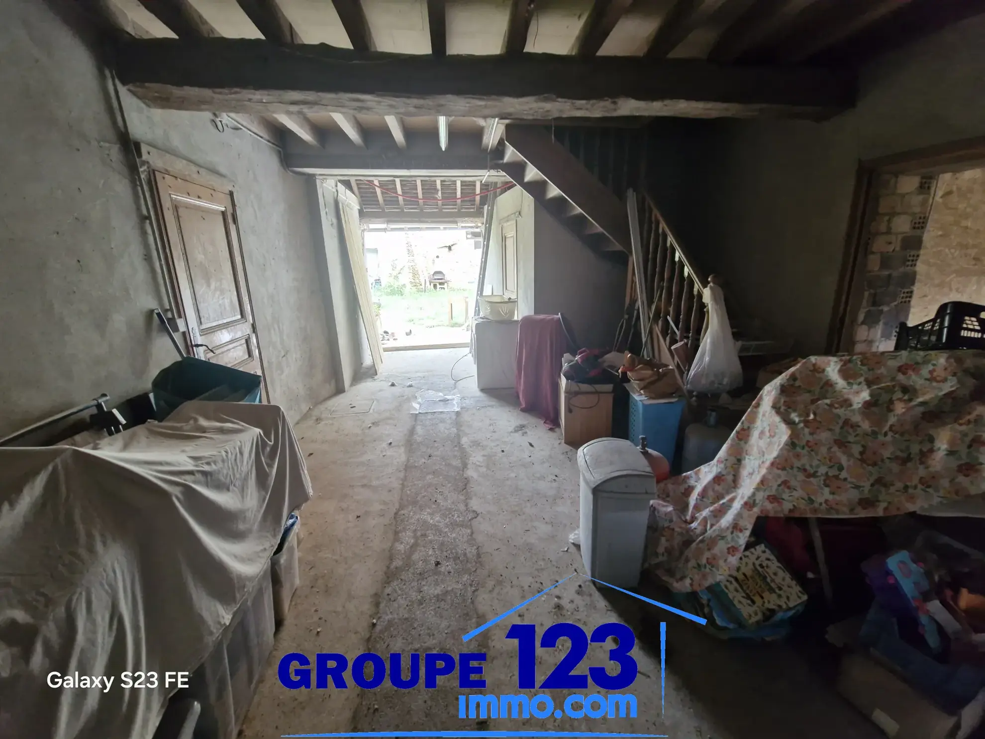 Maison de village avec jardin à vendre à Ligny-le-Châtel, projet d'extension, environnement paisible 