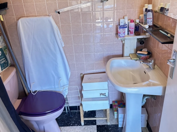 Studio de 21,08 m² à Bandol avec terrasse et double parking 
