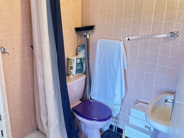 Studio de 21,08 m² à Bandol avec terrasse et double parking 