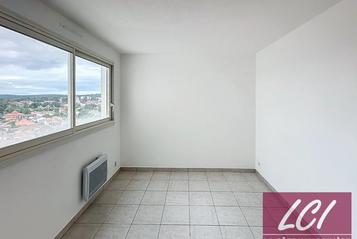 Studio à vendre avec vue dégagée sur le Bassin à Arcachon 