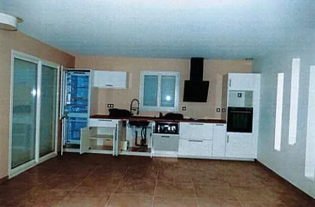Maison T4 avec jardin et garage à Riom-Ès-Montagnes en vente aux enchères 