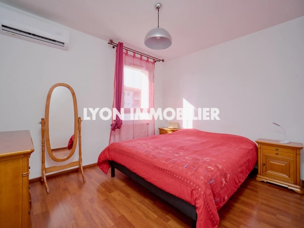 Appartement 4 pièces avec terrasse à Mions centre - Vue dégagée 