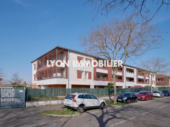 Appartement 4 pièces avec terrasse à Mions centre - Vue dégagée 