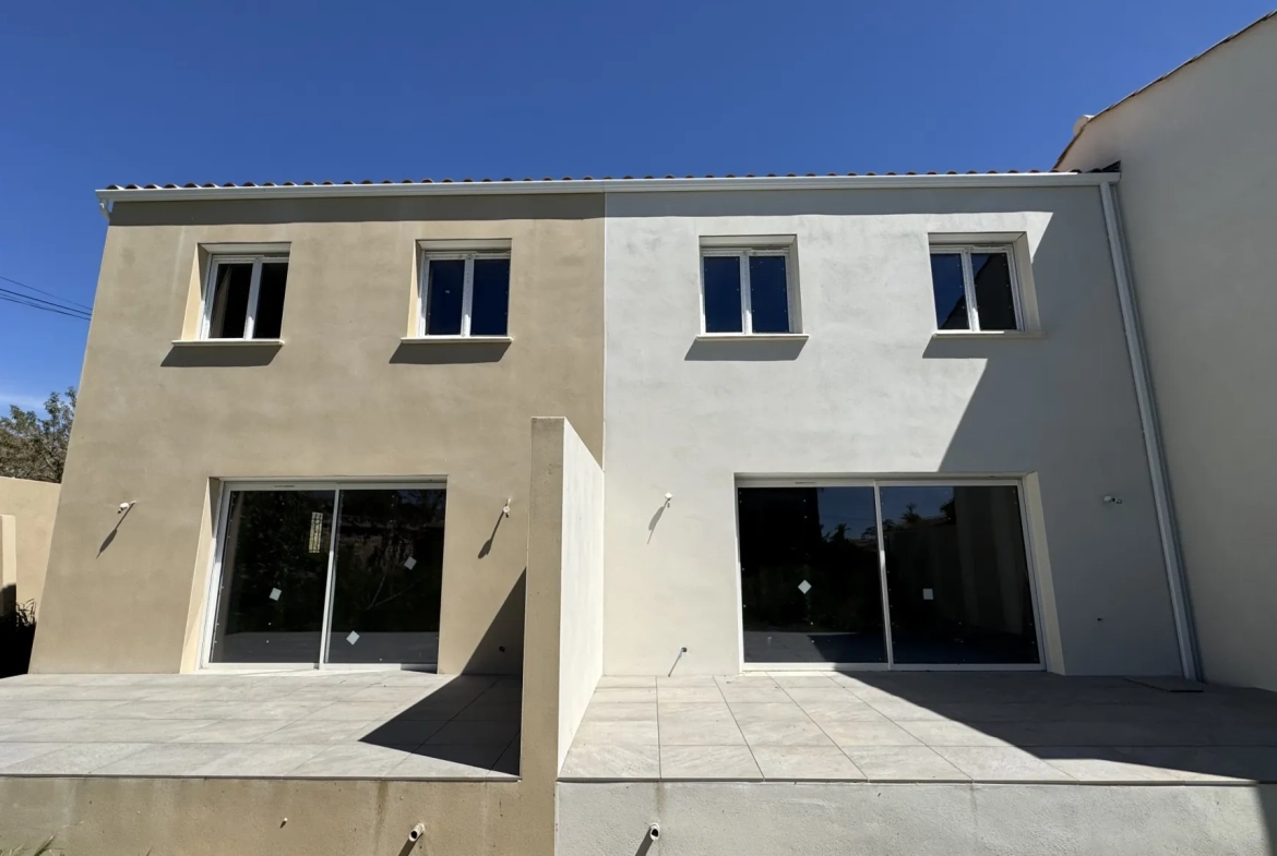 Maison neuve RT2012 de 83 m² avec garage et terrasse à Bezouce 