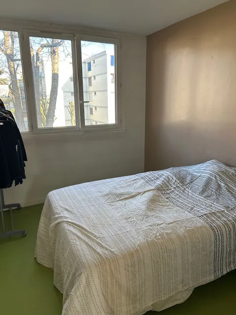 Appartement lumineux avec balcon, cave et garage à Rantigny 