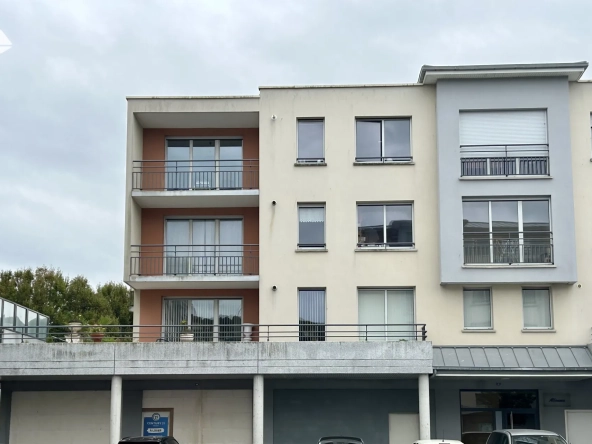 Appartement T3 à Fécamp avec terrasse, parking et emplacement central, idéal pour investissement ou habitation