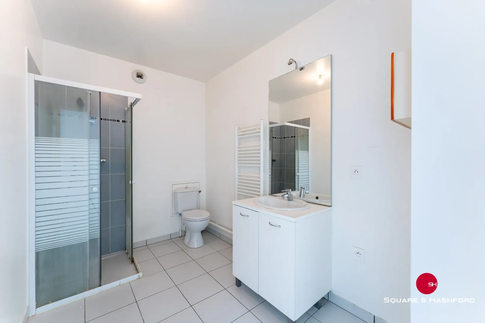 Appartement 2 pièces lumineux avec balcon et parking à Bordeaux 