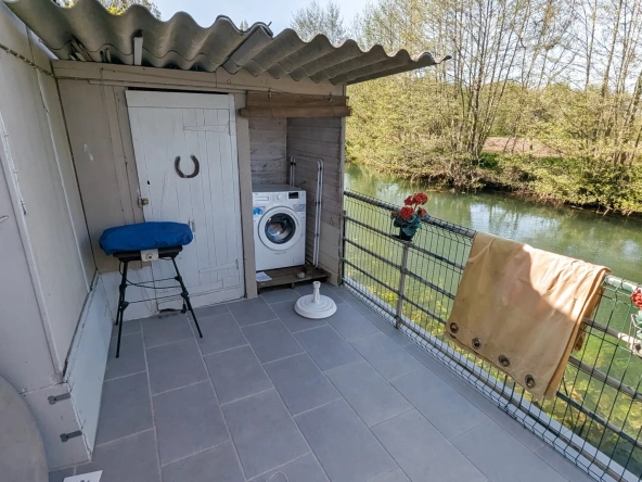 Maison de pêcheur meublée avec vue sur la Sèvre à Magne – Idéal nature 