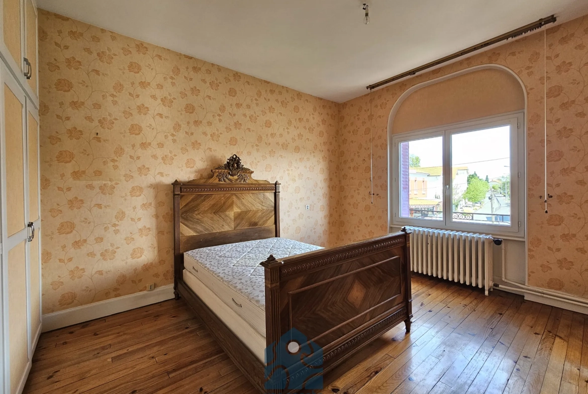 Maison 4 pièces avec garage, sous-sol et jardin à Riom 