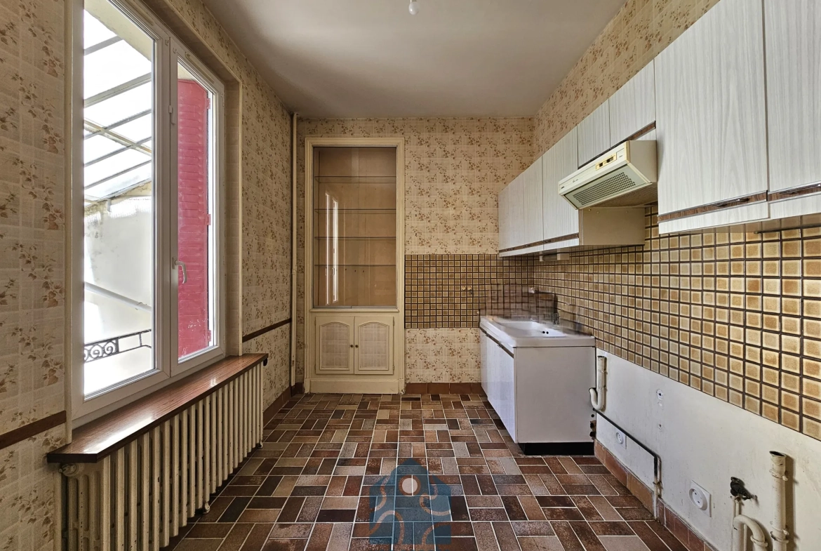 Maison 4 pièces avec garage, sous-sol et jardin à Riom 