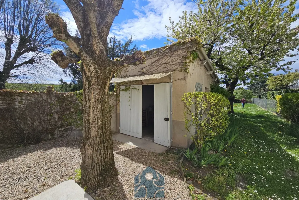 Maison 4 pièces avec garage, sous-sol et jardin à Riom 