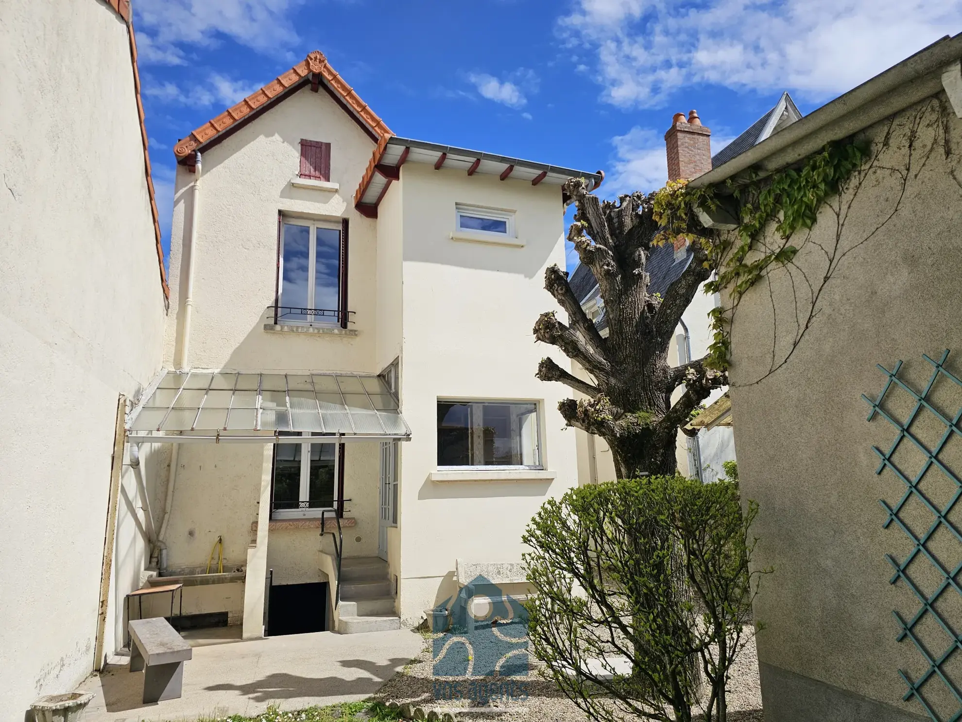 Maison 4 pièces avec garage, sous-sol et jardin à Riom 