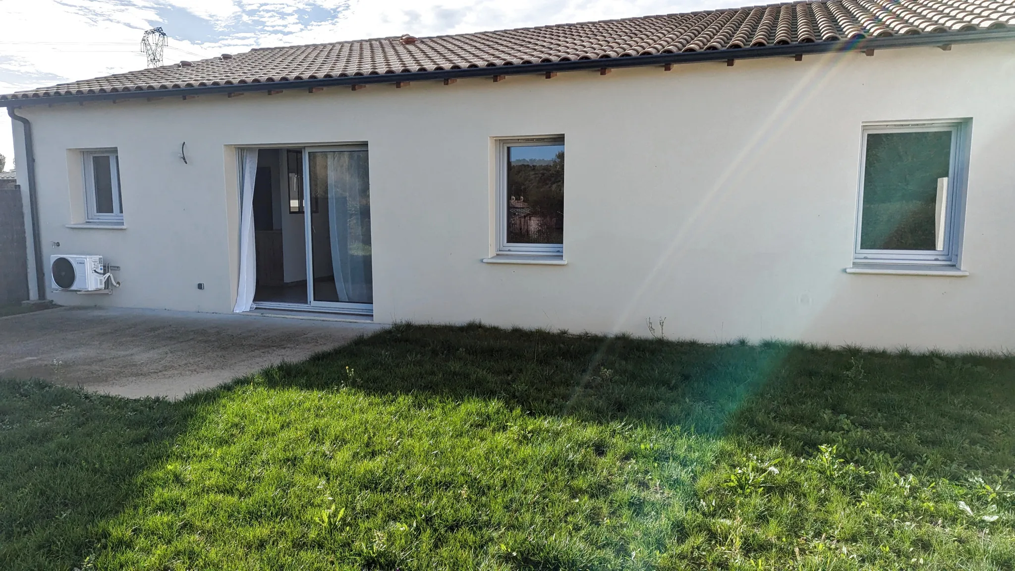 Maison neuve de plain-pied à Magne - 3 chambres avec garage et vue nature 